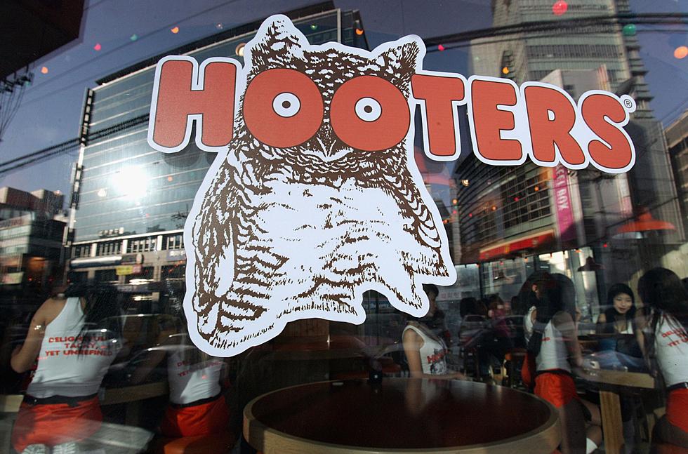 An 8-year-old at Hooters?