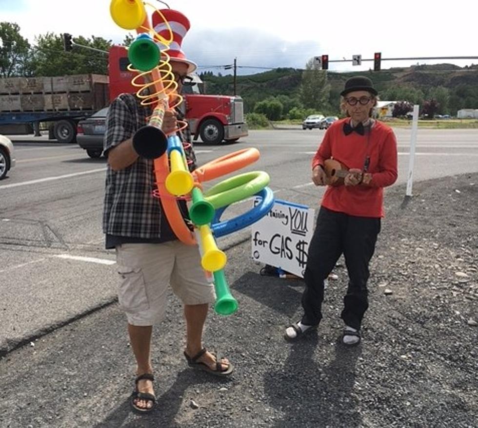 These Panhandlers Had Some Panache! Did You See Them? [VIDEO]