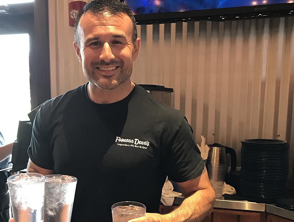 Yakima’s Sexiest Male Bartender for 2017 is Craig Chacon From Famous Dave’s