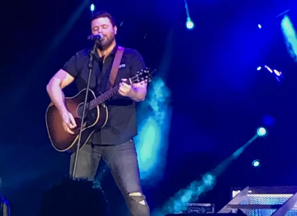 Thursday&#8217;s Chris Young Concert Was Nothing Short Of Amazing! [PHOTOS]