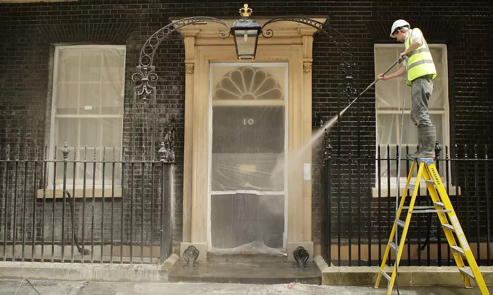 Downing Street Undergoes Summer Clean