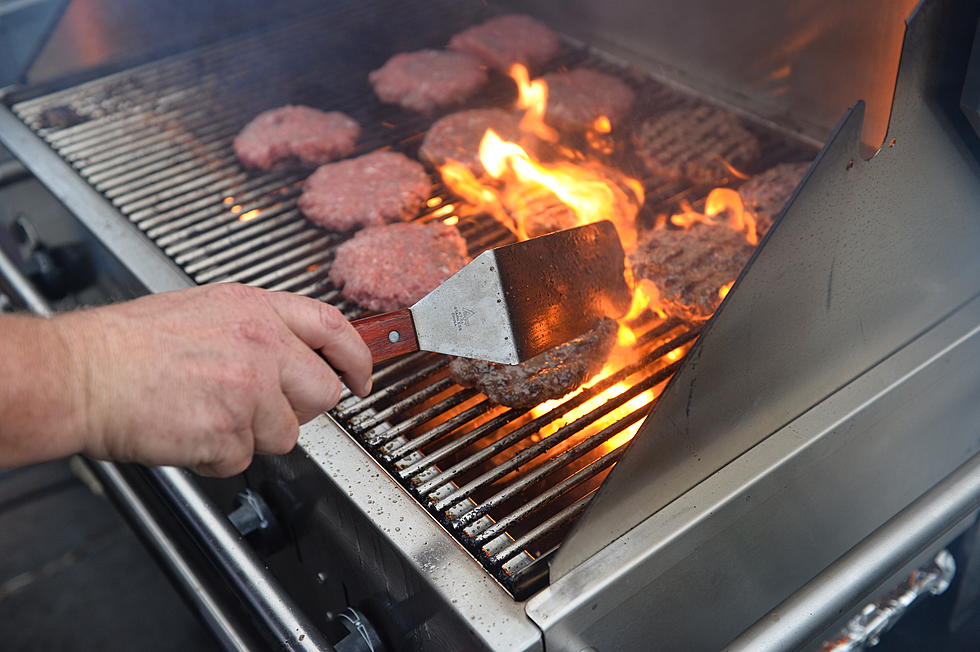 5 Awesome Grill Tips Get Burger and Beer Lovers Actually Cheering