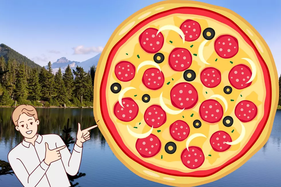 The Largest Pizza in WA is as Delicious as it is Huge