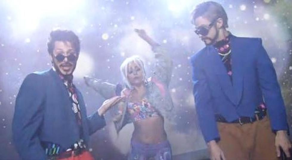Justin Timberlake And Andy Samberg Debut “3 Way (The Golden Rule)” On SNL 