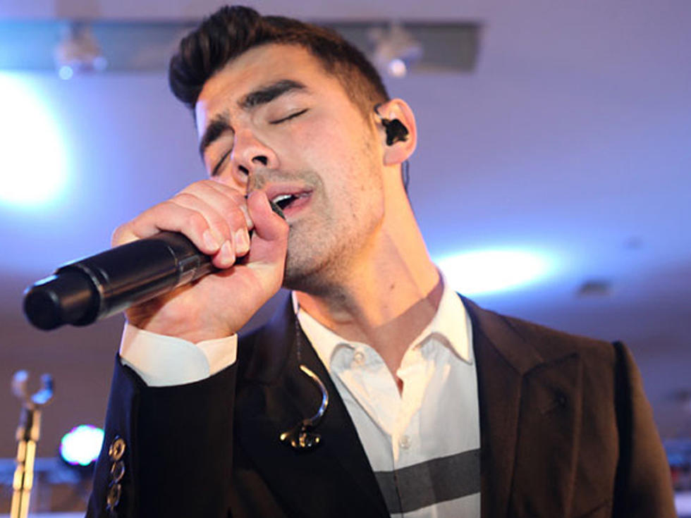 Joe Jonas Gets Sexy in Video for ‘Just in Love’ – Purity Ring Be Damned! [MUSIC VIDEO]