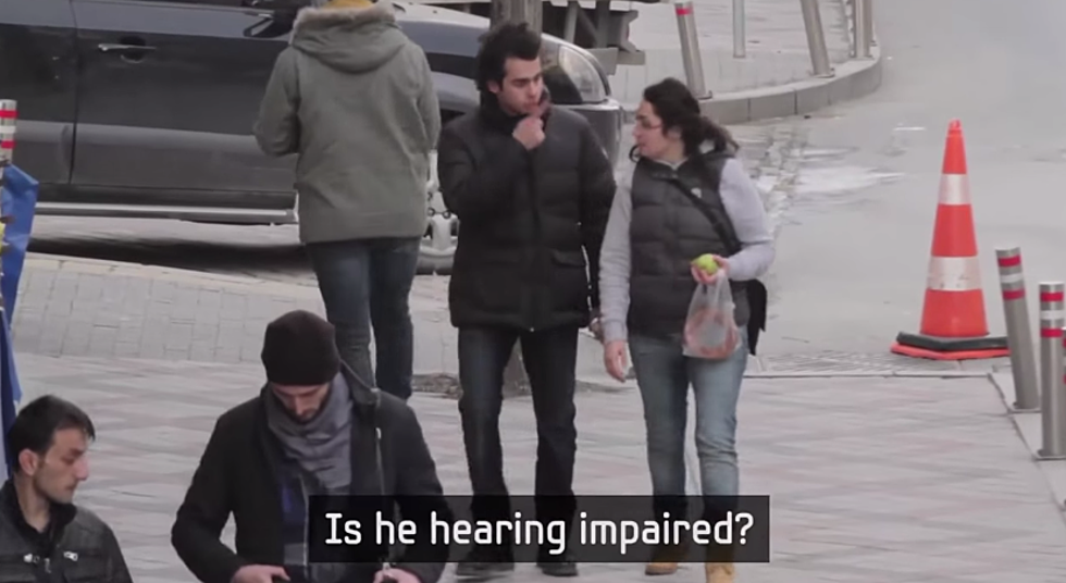 An Entire Town Learns Sign Language for Hearing Impaired Man