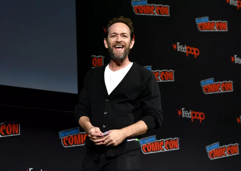 Luke Perry, &#8216;Riverdale&#8217; and &#8216;Beverly Hills, 90210&#8242; Star, Dead at 52