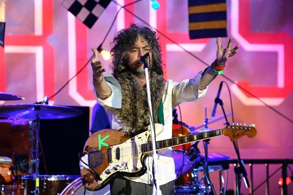 Flaming Lips Hang Out in a Space Capsule on ‘The Colbert Report’