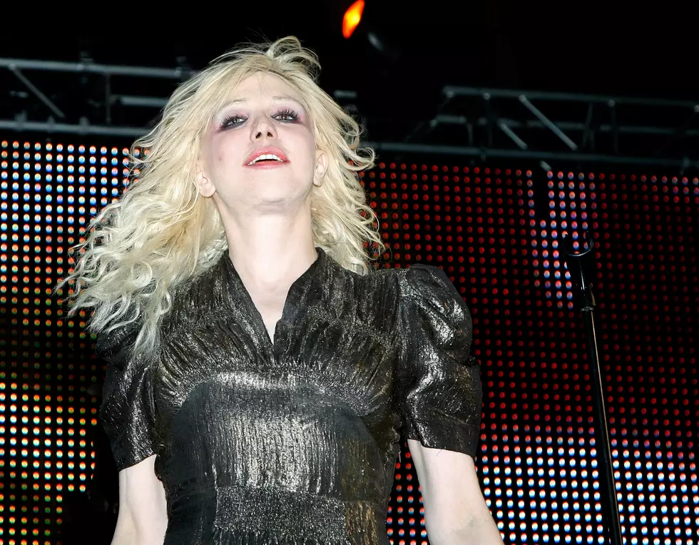 Courtney Love Finds Missing Malaysian Flight and Solves 10 Other Mysteries [VIDEO]