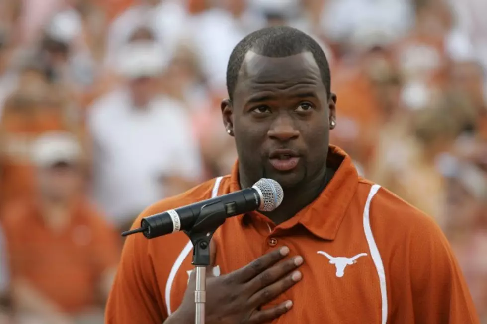 University of Texas Hires Former Star Vince Young