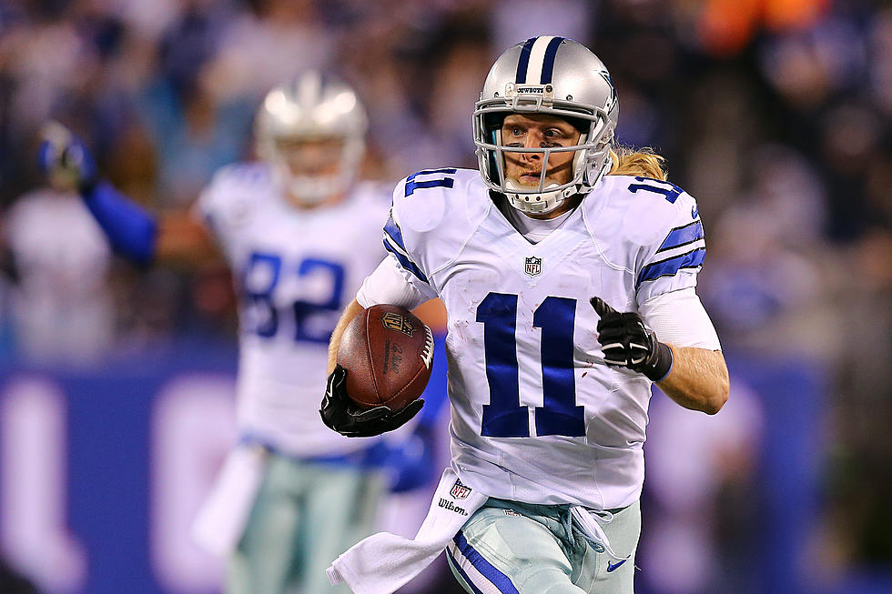 Dallas Cowboys Sign WR Cole Beasley to Four-Year Contract