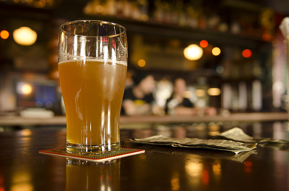 2 Texas Bars Among the Best Places to Drink a Beer in America