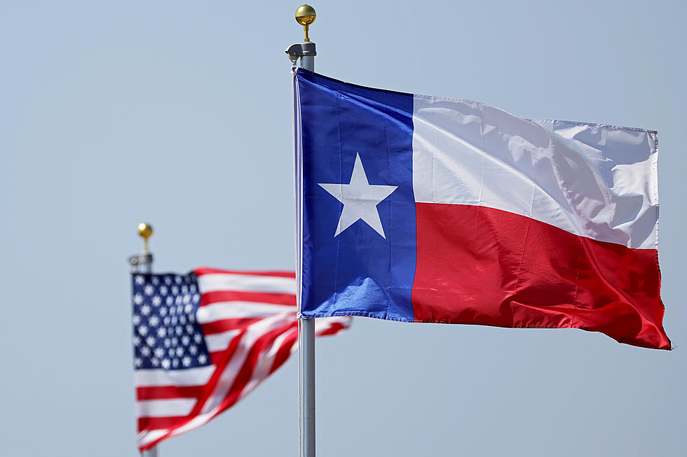 Fact or Fiction? Can the Texas Flag Be Flown at the Same Height as the U.S. Flag?