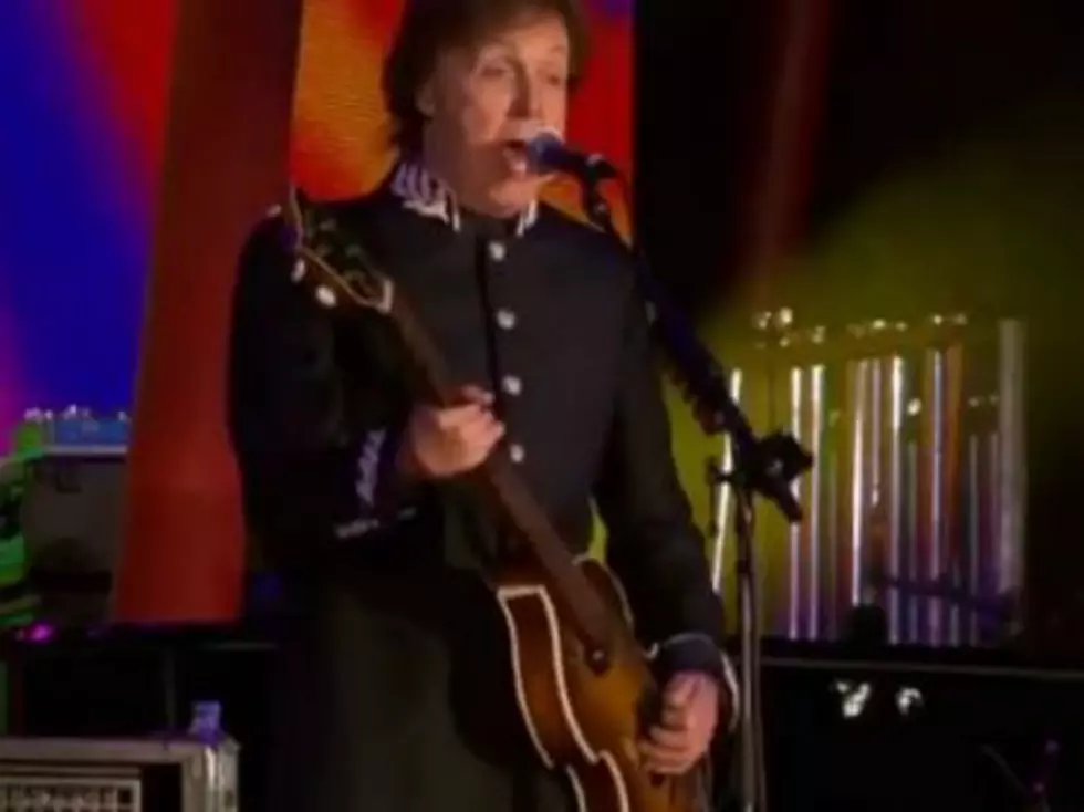 Paul McCartney Live Perfornance at The Queen’s Diamond Jubilee [VIDEO]
