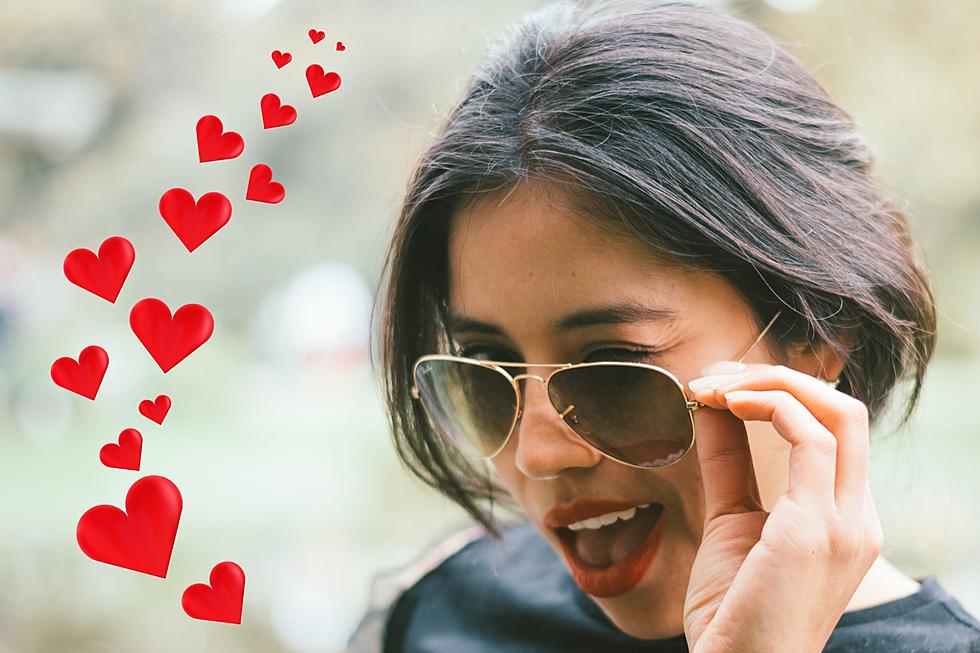 Looking For Love? Here Are 6 Ways To Flirt 'Texas Style'