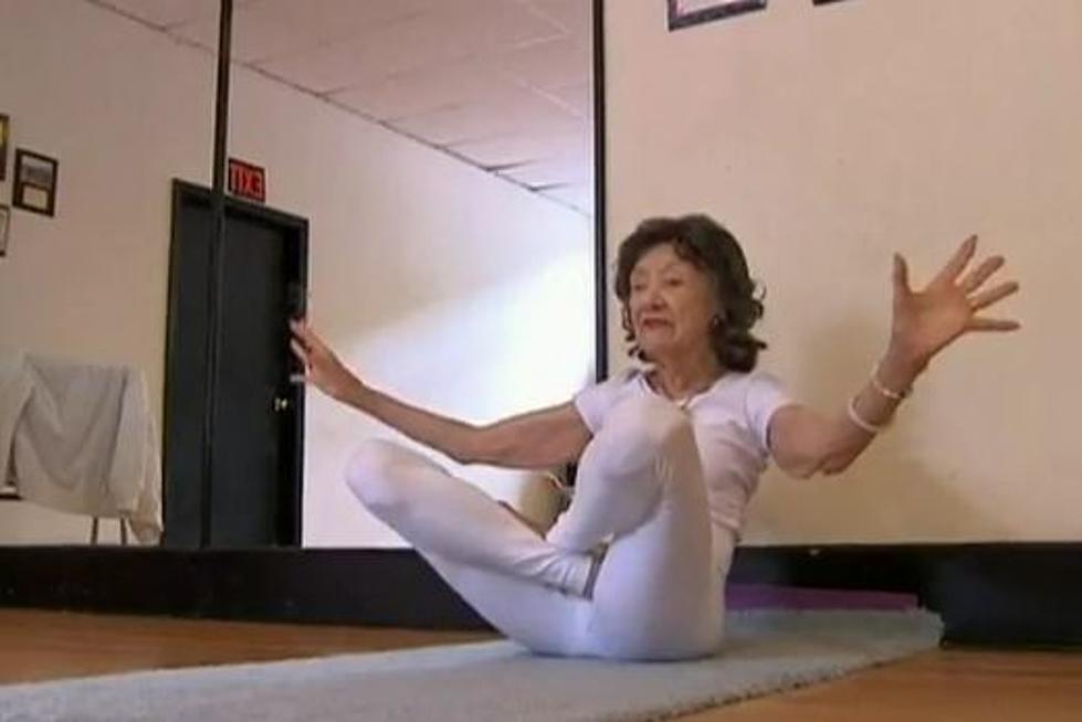 93-Year-Old Tao Porchon-Lynch Named World’s Oldest Yoga Teacher