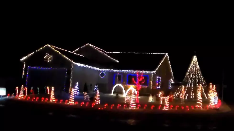 Annual Christmas Light Display Illuminates Casper Again [VIDEO]