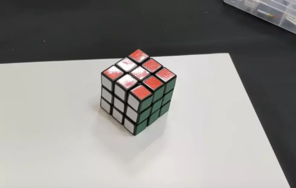 There Is Now A Self-Solving Rubik Cube [VIDEO]