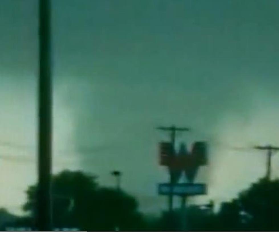 Dallas Under Tornado Attack! [VIDEO]