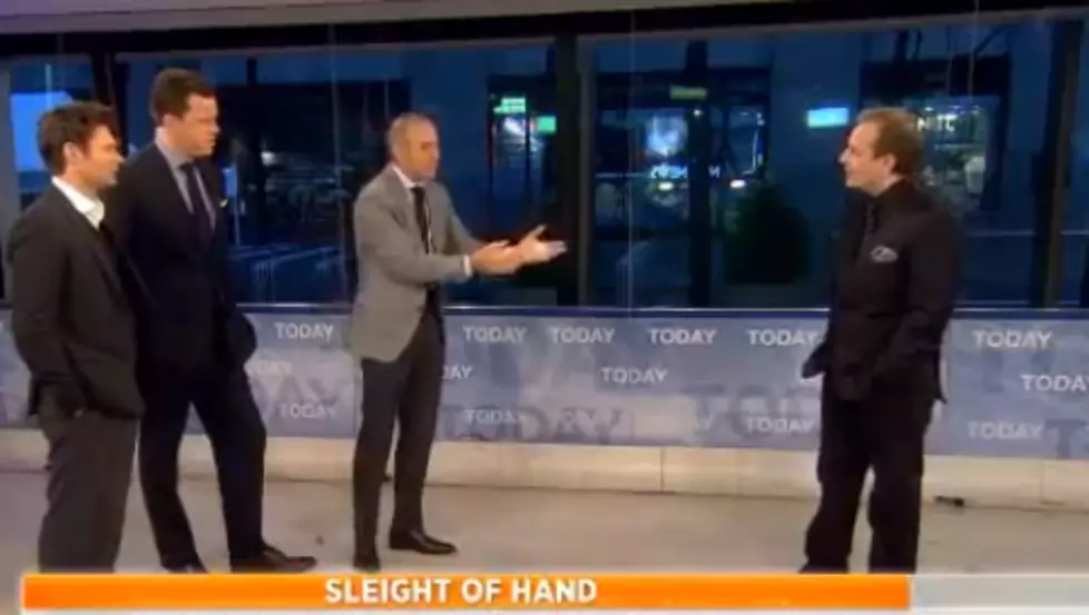 Beware of Pickpockets, Watch this one in Action[VIDEO]