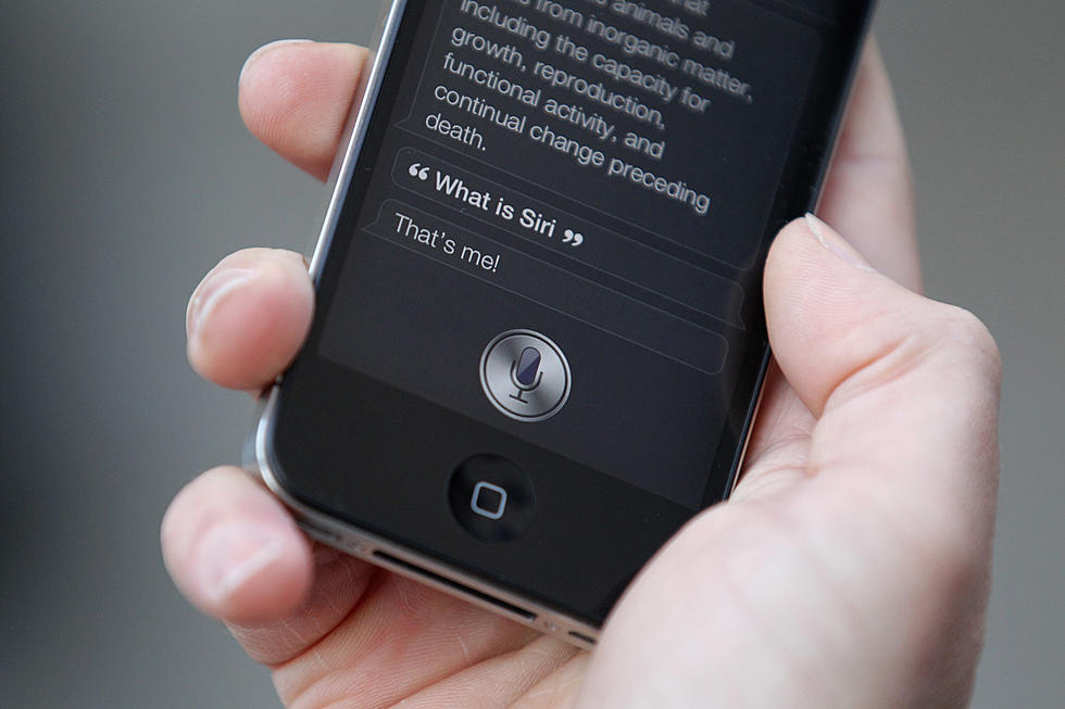 Ever Wondered Who The Voice of iPhone’s Siri Is?  CNN Found Her [VIDEO]