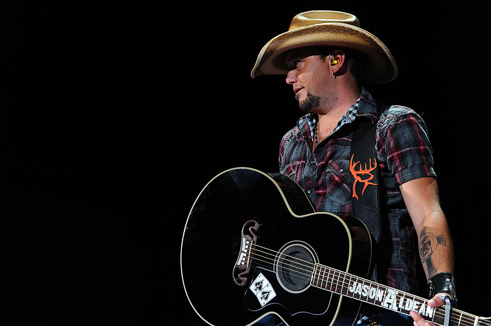 Jason Aldean Plays To Fight Cancer