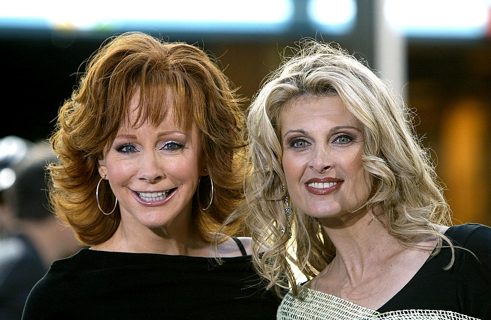 Reba McEntire And Linda Davis Song “Does He Love You” Number One Song 22 Years Ago Today