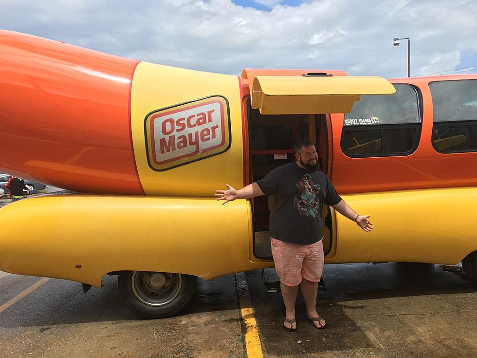 Oscar Mayer Needs Hotdoggers to Drive Wienermobile