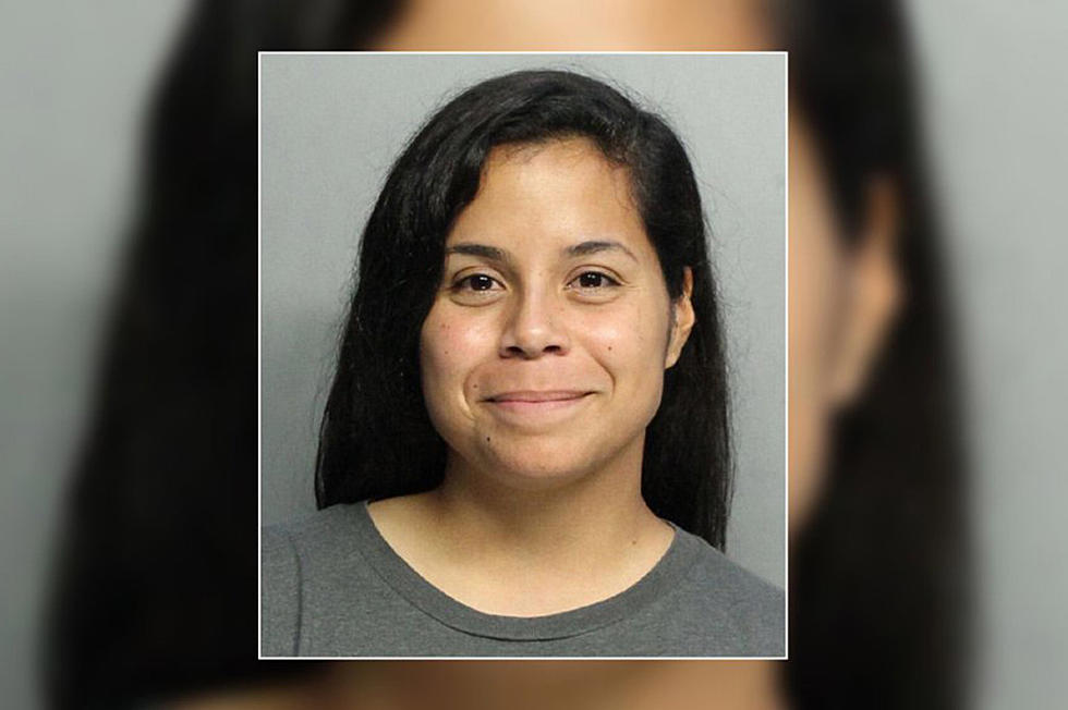 Florida Woman Tried to Gain Followers Posing as HS Student