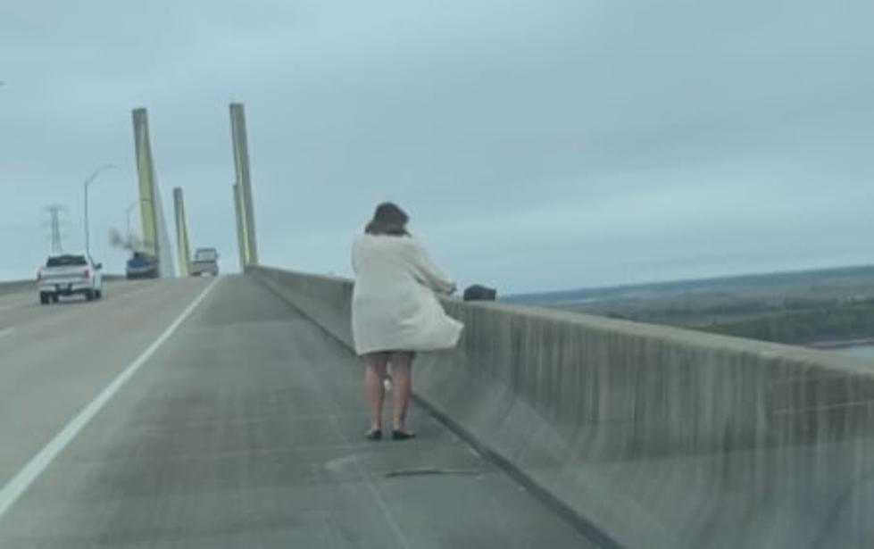 VIDEO: Woman Rescues Cat on Bridge City Veterans Memorial Bridge