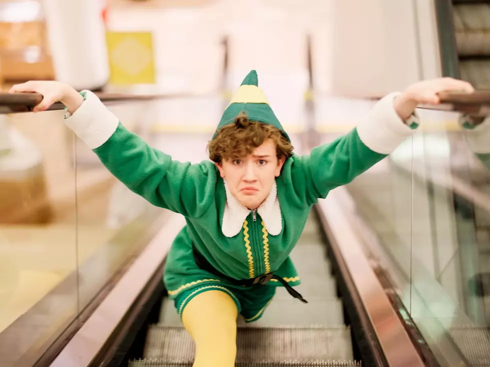 PHOTOS: An Elf Arrived in the Prien Lake Mall in Lake Charles