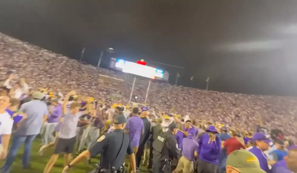 Watch As Lake Charles Man Storms The Field After LSU Beats Alabama [VIDEO] [NSFW]