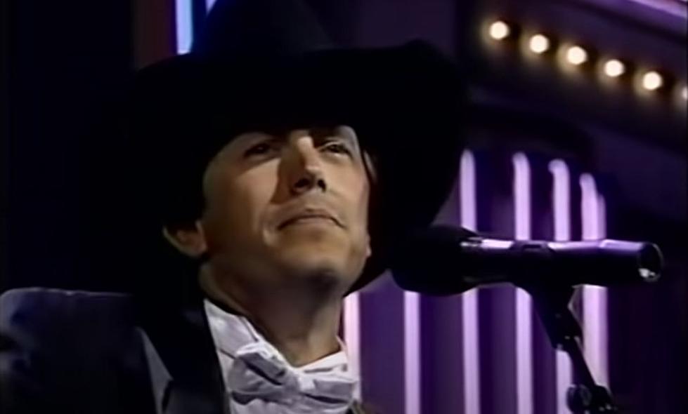 Taking You Back 30 Years To The 1993 CMA Awards Show