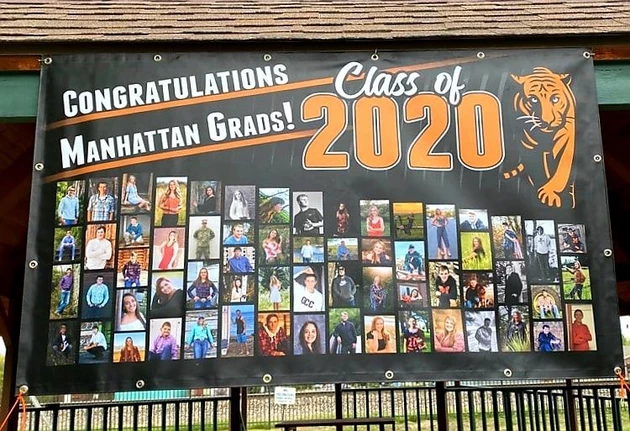 Manhattan Car Rally Honors Graduating 2020 Seniors