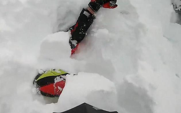 [WATCH] Terrifying Video Shows Snowmobiler Buried by Avalanche