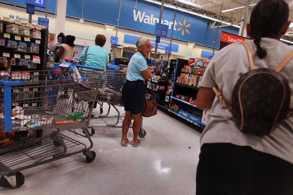 Florida Woman Gets Fingertip Bitten Off in Walmart Brawl
