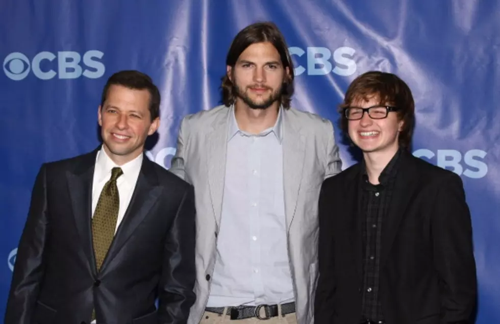 Ashton Kutcher Makes First Appearance With Two And A Half Men Castmates