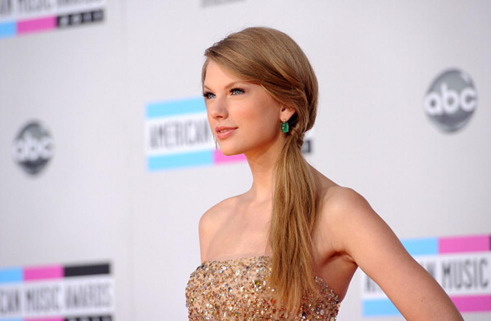 Taylor Swift Earns Two Kids’ Choice Awards Nominations, Other Country Stars Also Honored