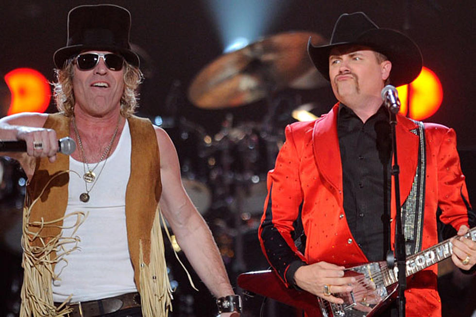 Country Throwback Honors A Great Running Song by Big & Rich [VIDEO]