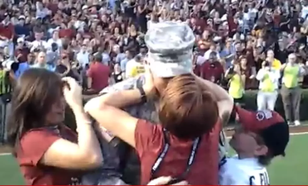 85,000 College Football Fans Share an Emotional Surprise Homecoming with a Military Family [Video]