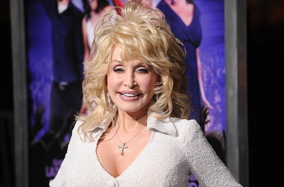 Dolly Parton Rushed to the Hospital after a Fender Bender