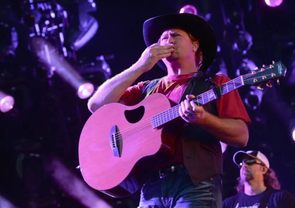Going Back 20 Years with Tracy Lawrence in This Weeks Country Throwback [VIDEO]