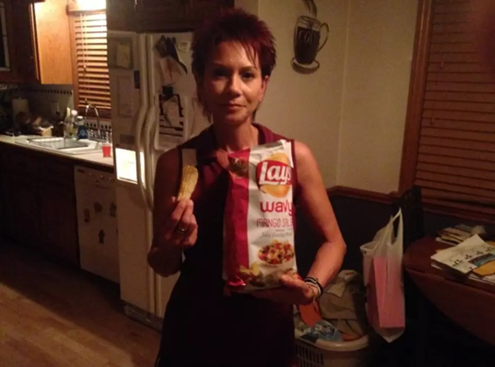 Cathy Kates’ Review of the New Lay’s Potato Chip Flavor:  Mango Salsa