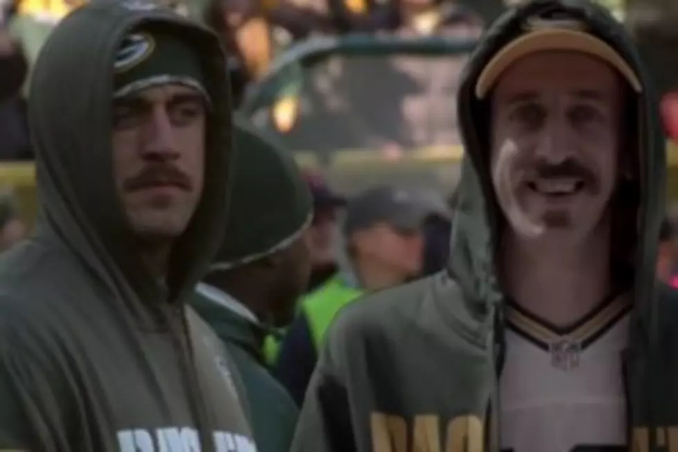 Aaron Rodgers Meets His Look A Like Comedian Tom Wrigglesworth, and the Resemblance Is Strikingly Funny [VIDEO]