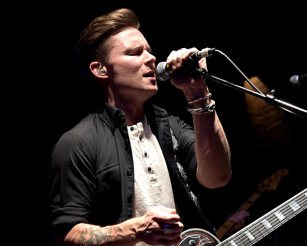 Watch Frankie Ballard’s Video For “Young & Crazy” [VIDEO]