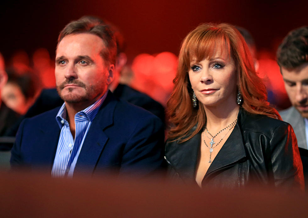 Reba & Narvel Split!  Is There Something In The Water With All These Break Ups?