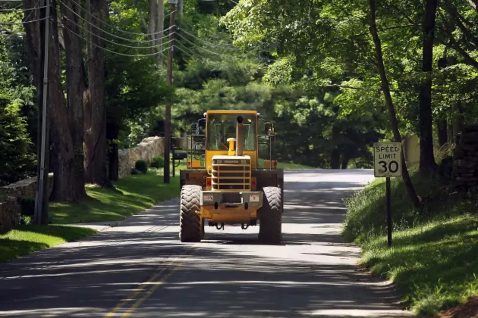 MnDOT Asks Motorists, Farm Equipment Operators to Safely Share the Road