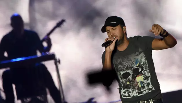Luke Bryan Will Be The First Musical Act at US Bank Stadium This Summer