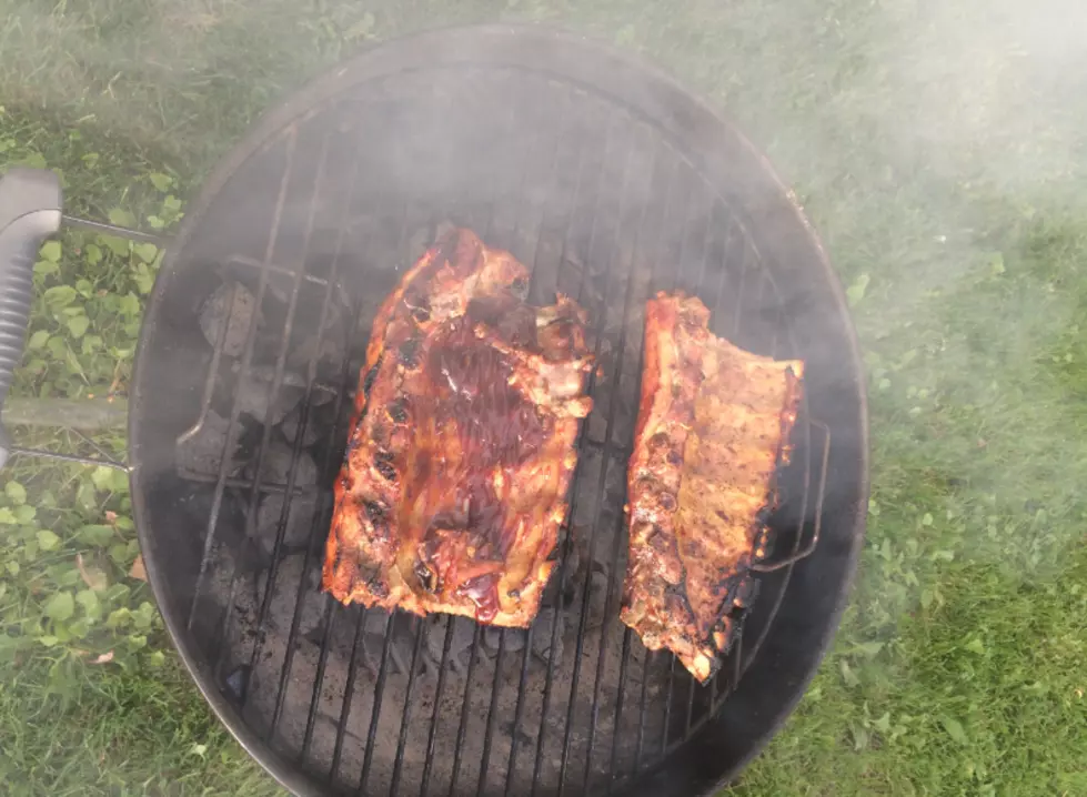 The Best Way To Make Ribs If You Don’t Have A Smoker