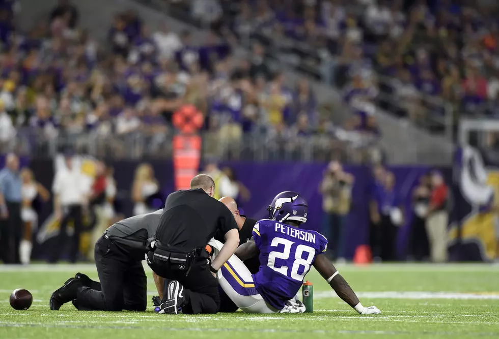 Adrian Peterson to Undergo Knee Surgery, Will Miss Several Months